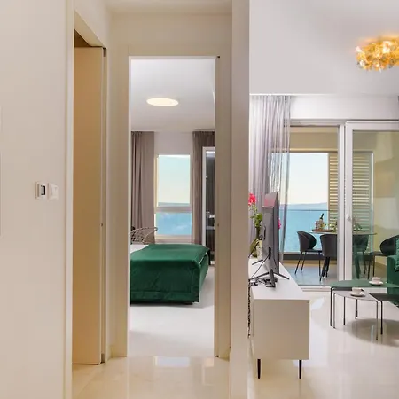 Eden & Blue Horizon スプリト