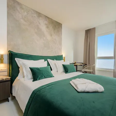 アパート Eden & Blue Horizon スプリト