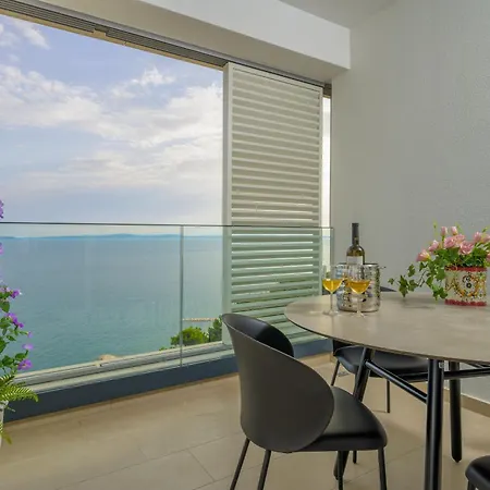 Apartment Eden & Blue Horizon Split