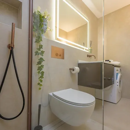 Eden & Blue Horizon Apartment *