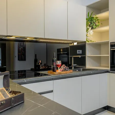 Eden & Blue Horizon *