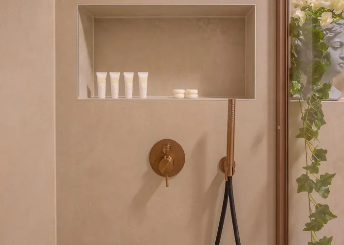 Eden & Blue Horizon Apartment Split