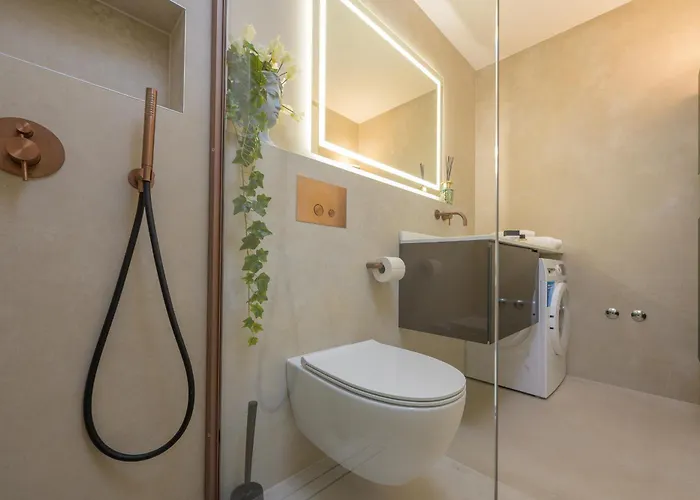 Eden & Blue Horizon Apartment *