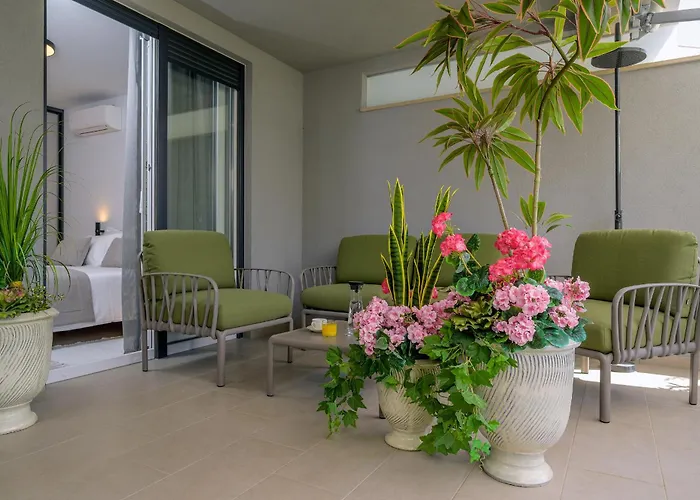 Apartment Eden & Blue Horizon Split